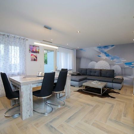 זינסהיים Apartment Claudia מראה חיצוני תמונה
