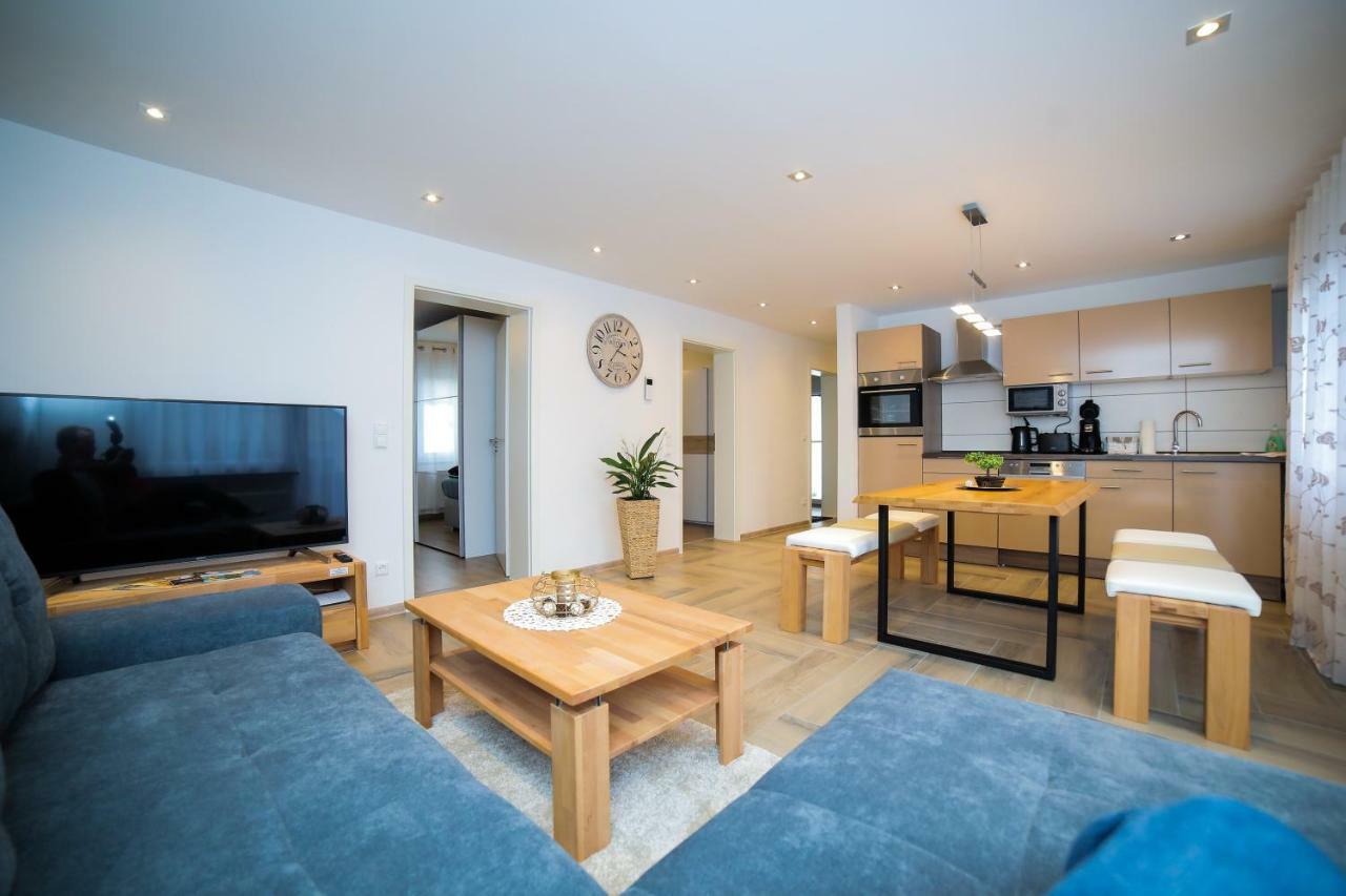 זינסהיים Apartment Claudia מראה חיצוני תמונה