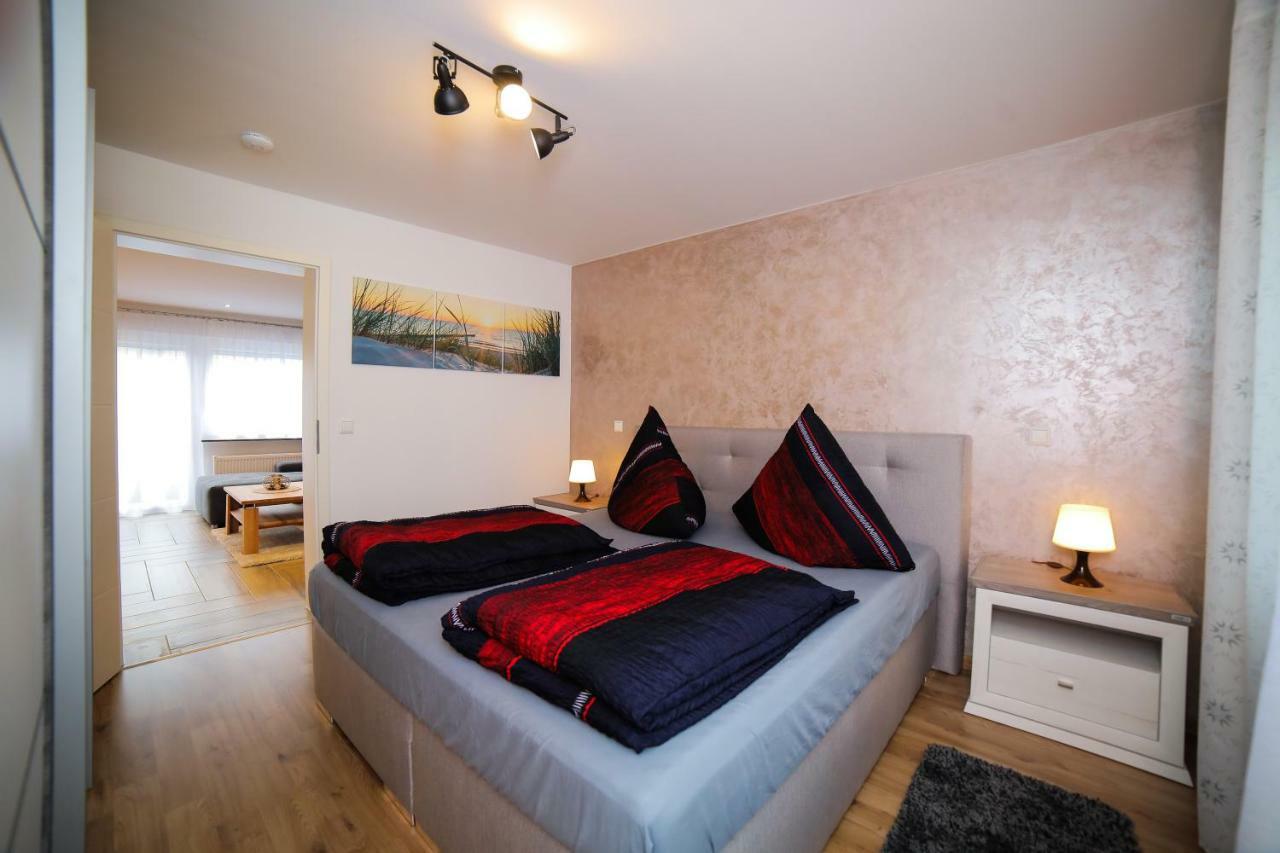 זינסהיים Apartment Claudia מראה חיצוני תמונה