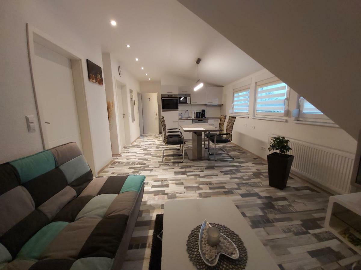 זינסהיים Apartment Claudia מראה חיצוני תמונה