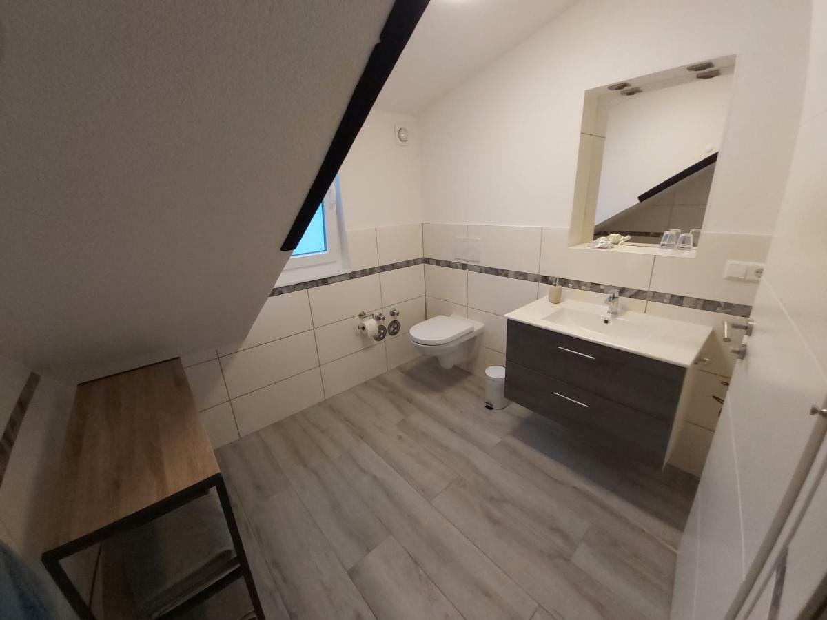 זינסהיים Apartment Claudia מראה חיצוני תמונה